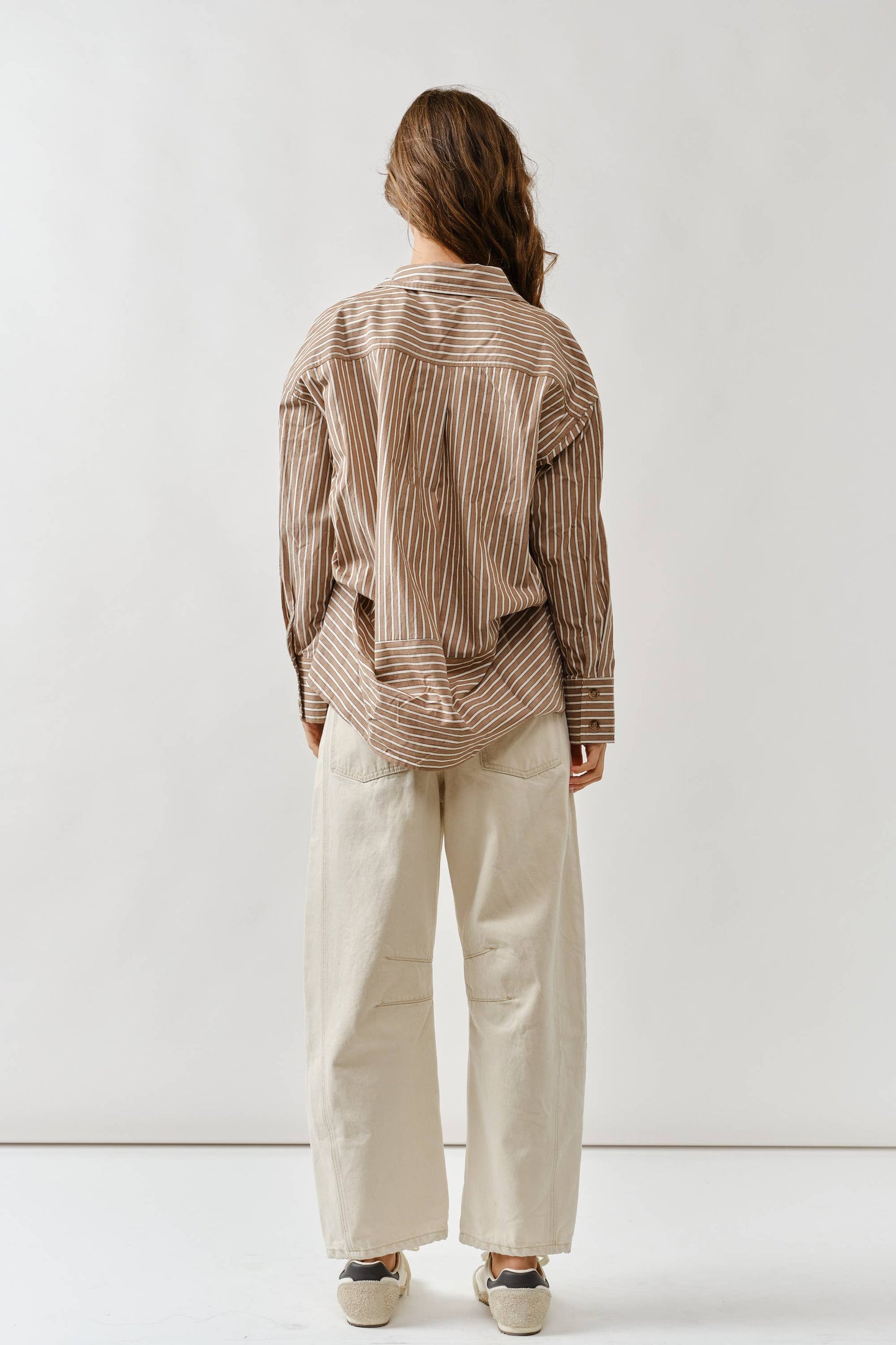 EMBROIDERED DETAIL COTTON BARREL PANTS IN BEIGE