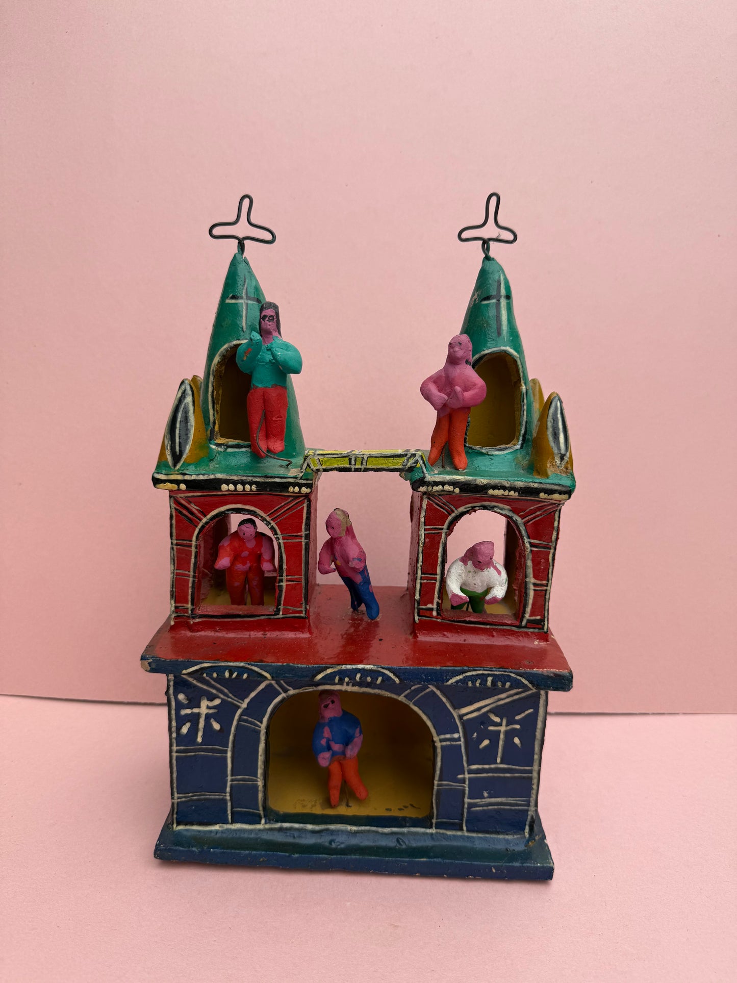 Church Sculpture by artist Calendario Medrano (#4)