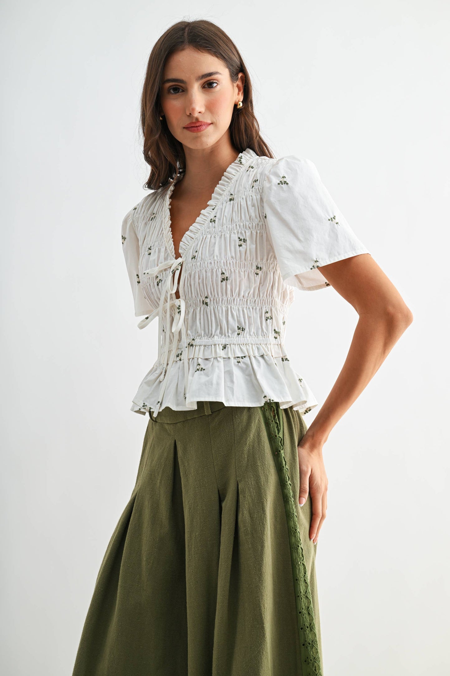 Embroidered Cotton Peplum Blouse with Pleated: IVORY MULTI