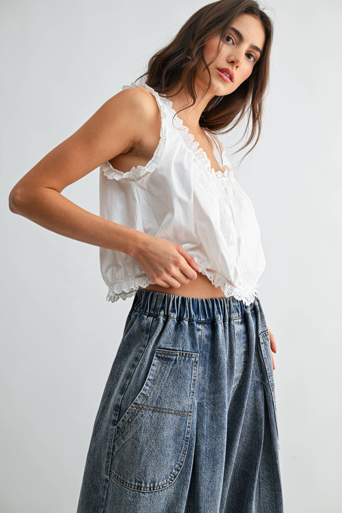 Embroidered Broderie Anglaise Cotton Top: OFF WHITE