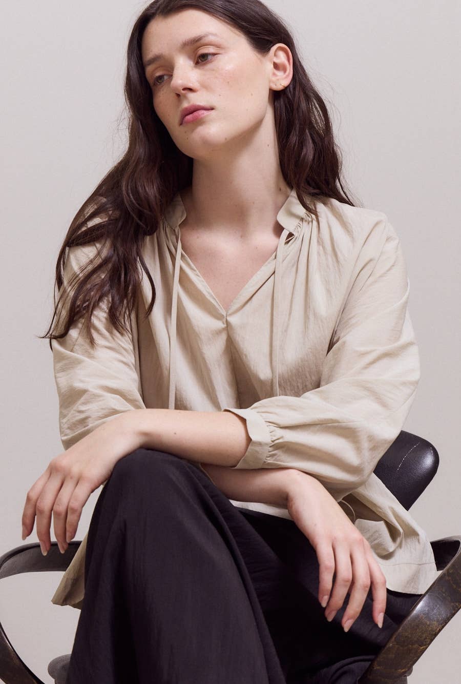 TENCEL TIED BLOUSE: ECRU SMALL