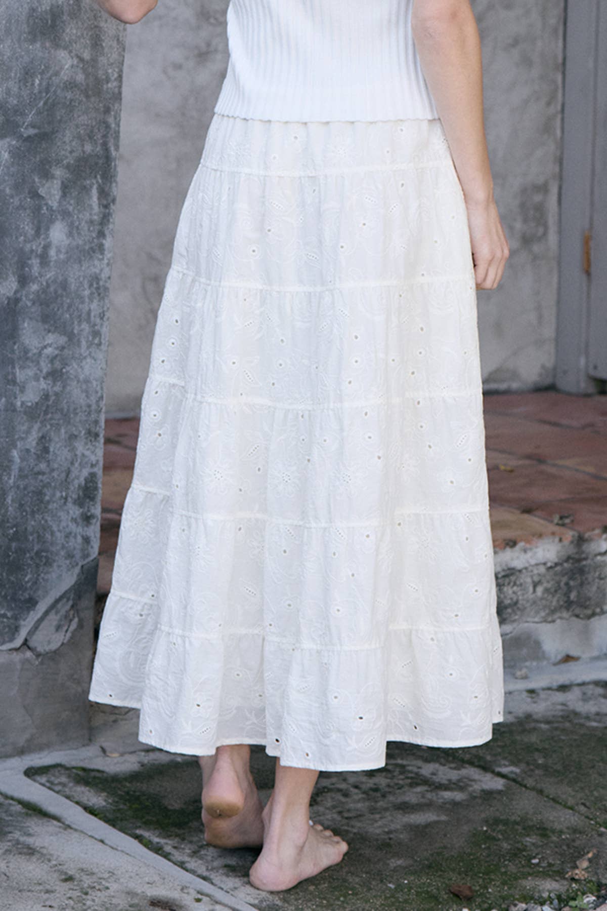 Tiered Eyelet Cotton Maxi Skirt - IVORY