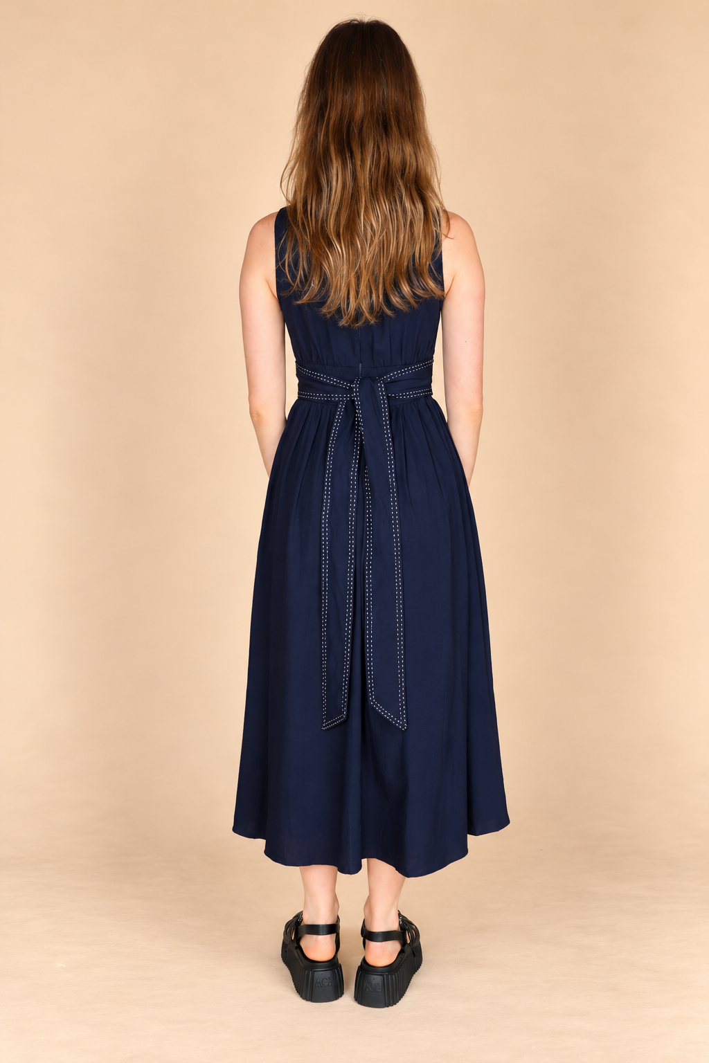TIE BACK CONTRAST STITCH MIDI DRESS: DARK NAVY