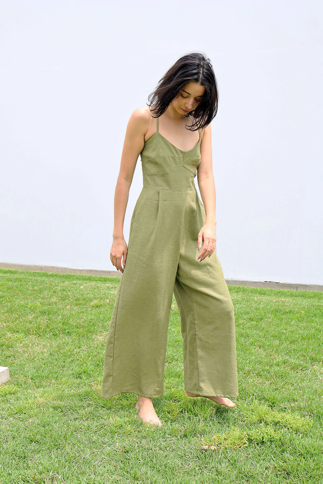 Isabel Wilson Anni Jumpsuit in Sage Linen