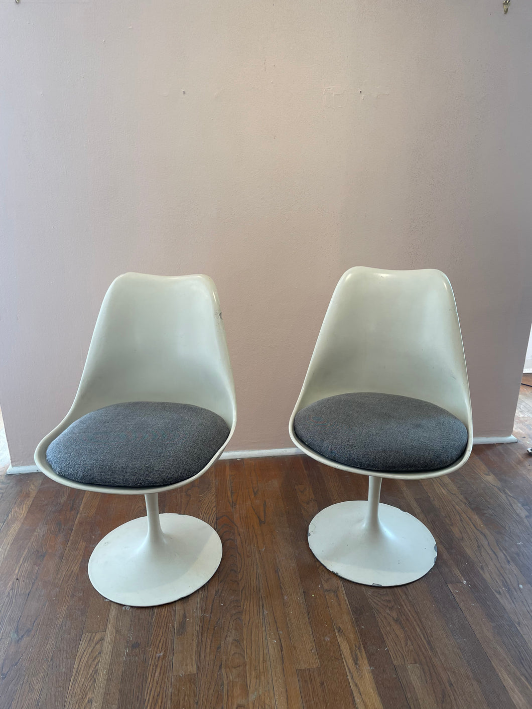 Vintage Eero Saarinen For Knoll International Tulip Base Chairs (set of 2)