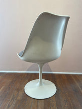 Load image into Gallery viewer, Vintage Eero Saarinen For Knoll International Tulip Base Chairs (set of 2)
