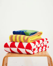 Load image into Gallery viewer, Terra Pattern Towels - Set of 3
