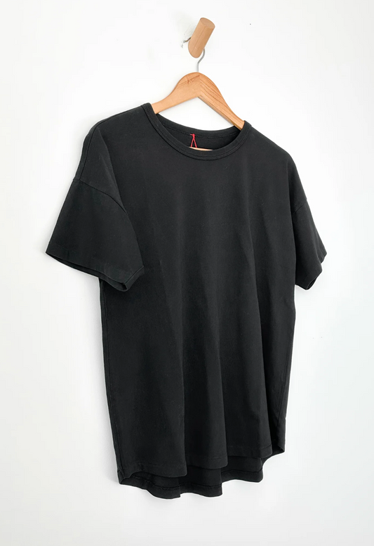 Le Bon Shoppe - Her Tee in "True Black"