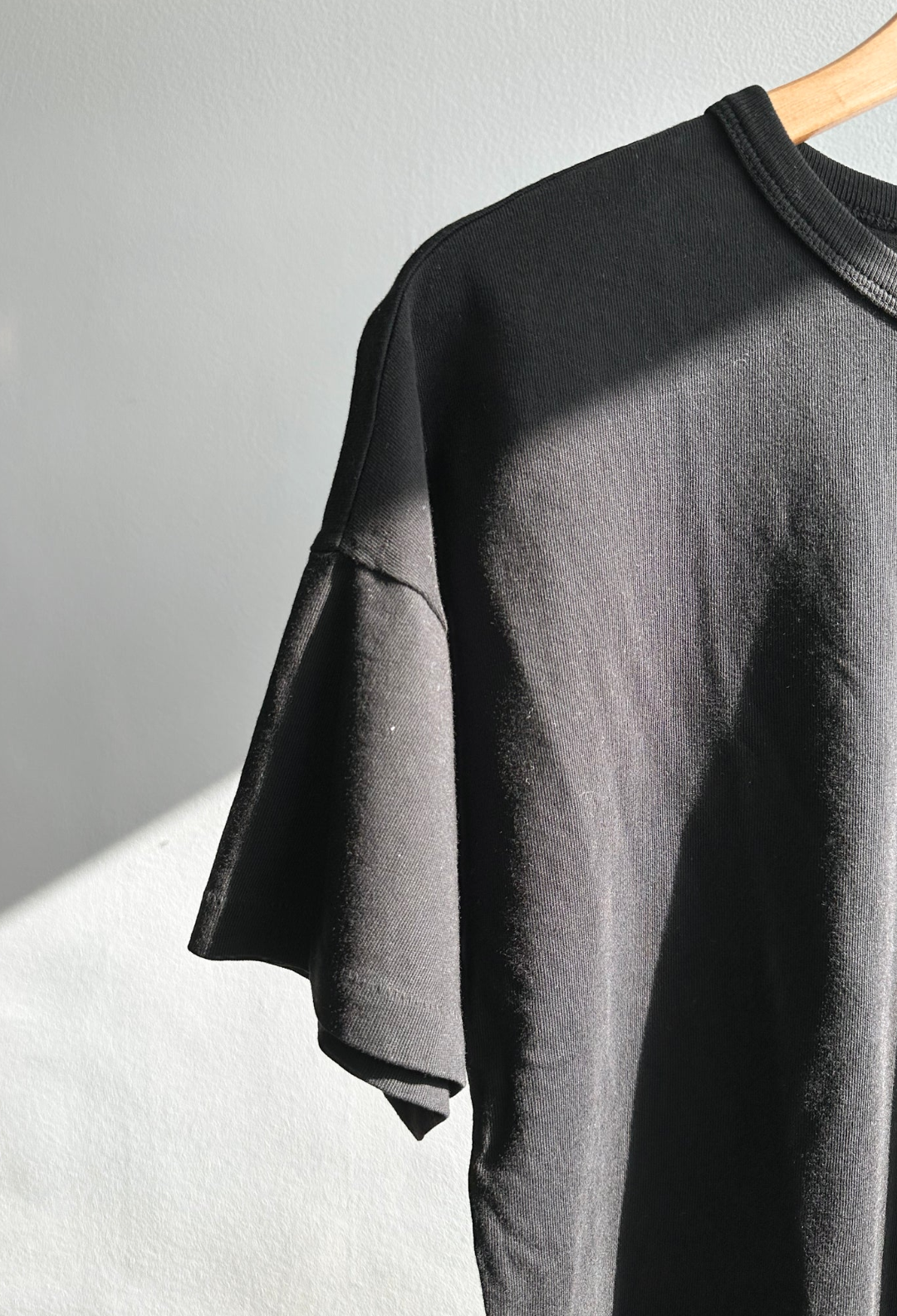 Le Bon Shoppe - Her Tee in "True Black"