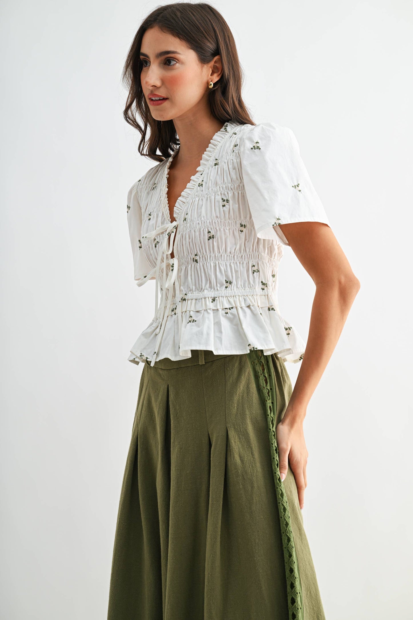 Embroidered Cotton Peplum Blouse with Pleated: IVORY MULTI