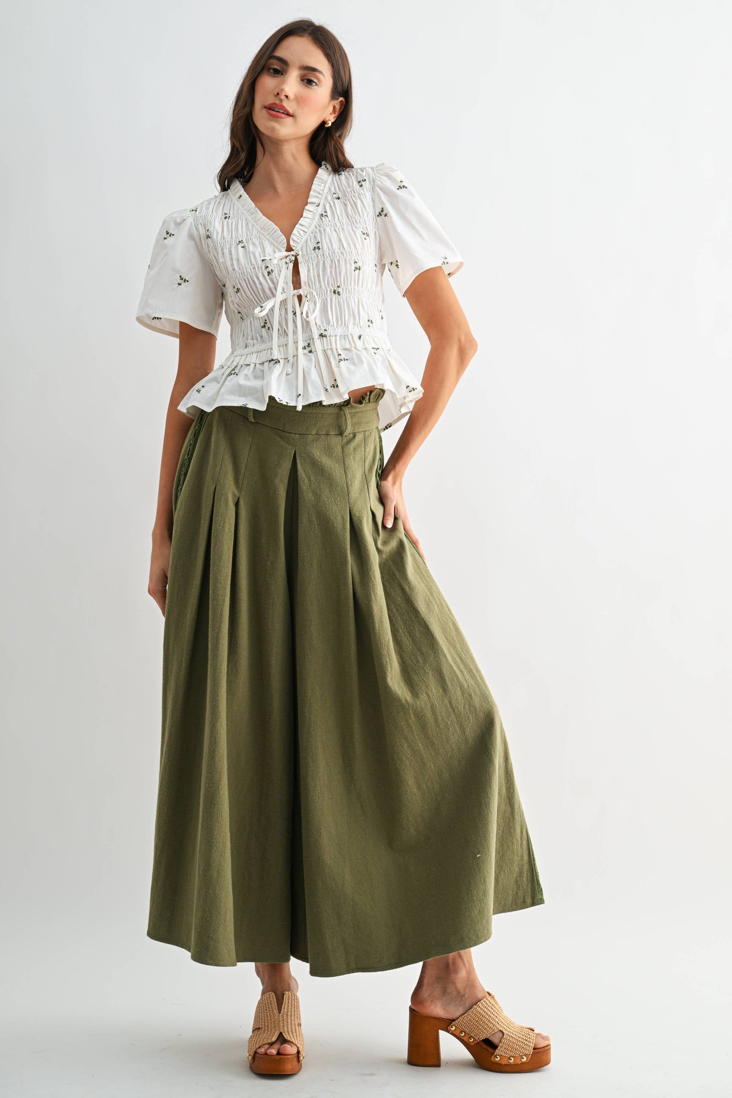 Embroidered Cotton Peplum Blouse with Pleated: IVORY MULTI