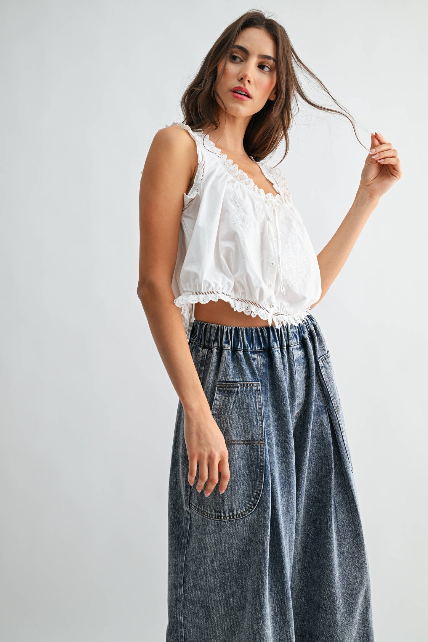 Embroidered Broderie Anglaise Cotton Top: OFF WHITE