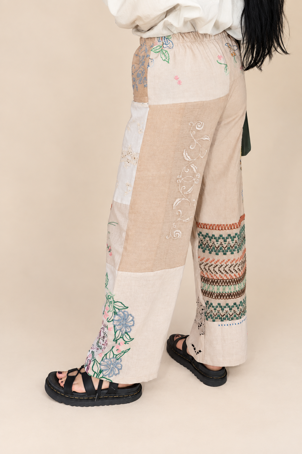 Embroidered Gees Pant