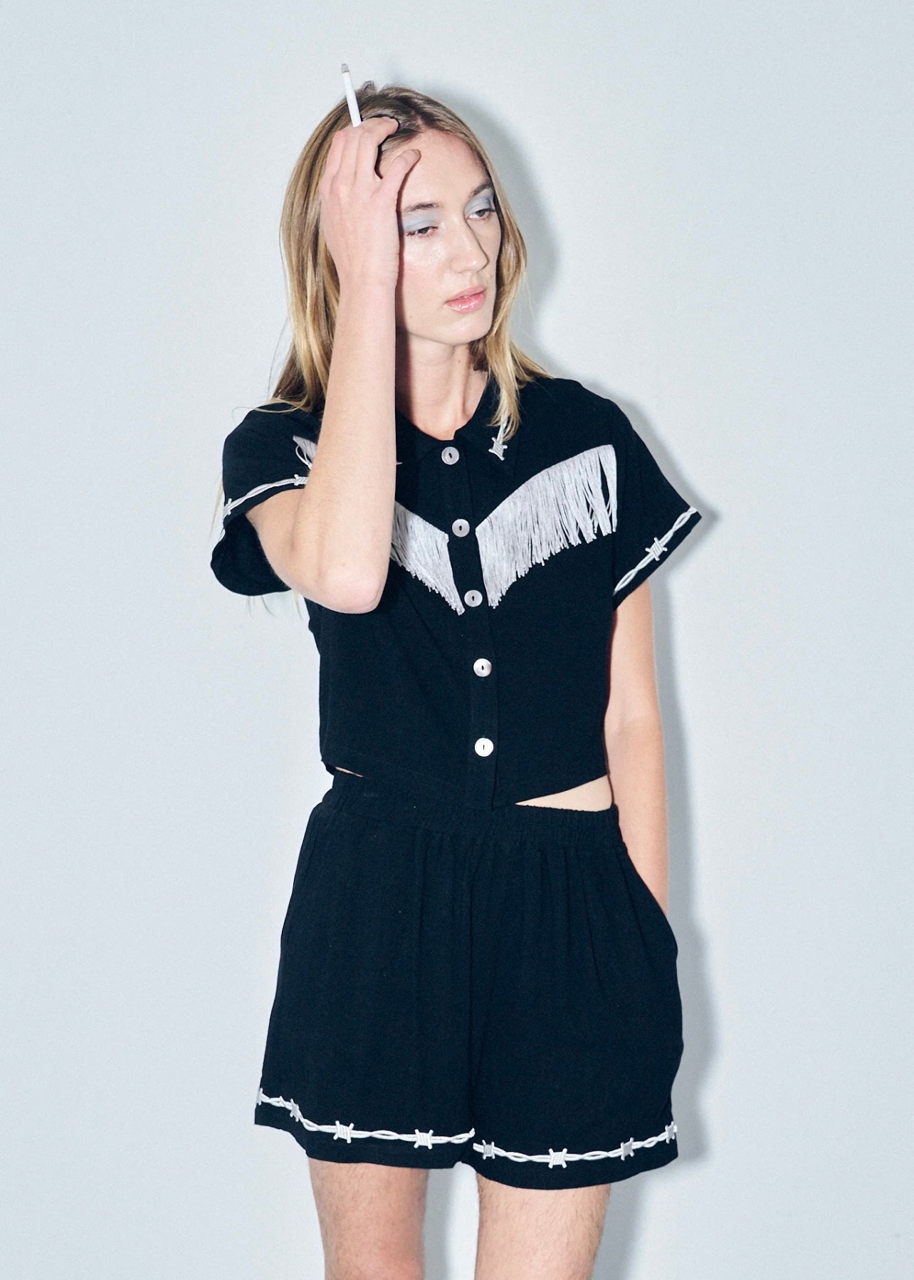 Fashion Brand Company Pammy Soft Linen Barbed Wire Shorts - Black