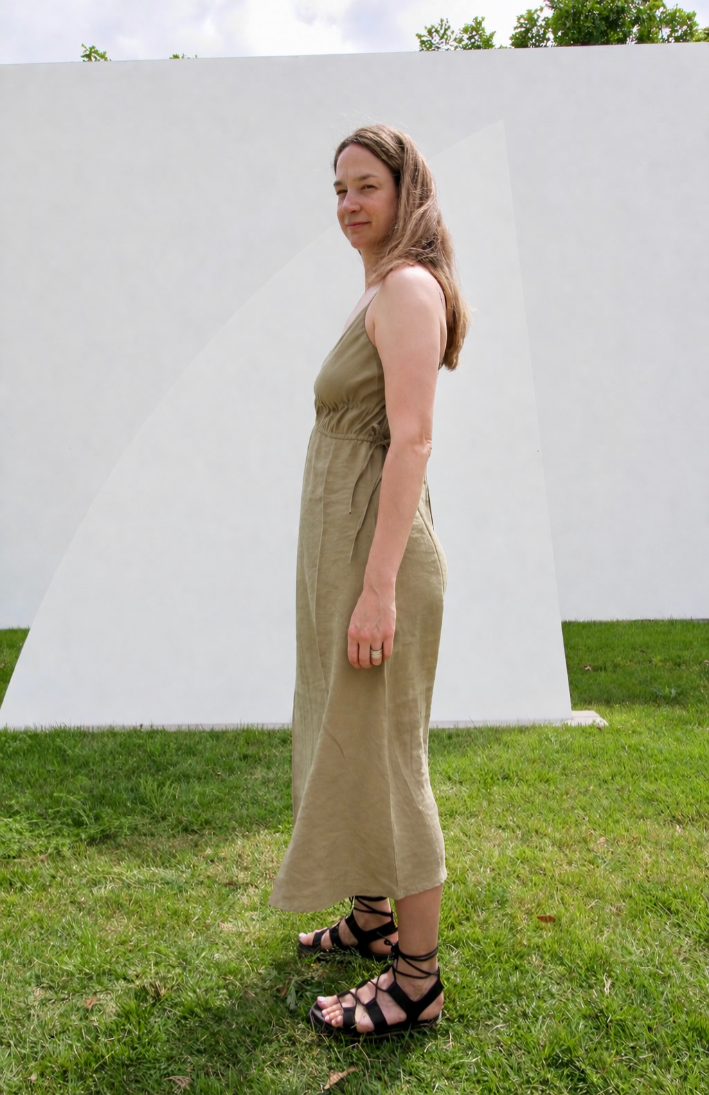 Sofia Ties Maxi Dress in khaki