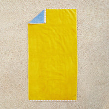 Load image into Gallery viewer, Yellow Cornflower Bath Towel
